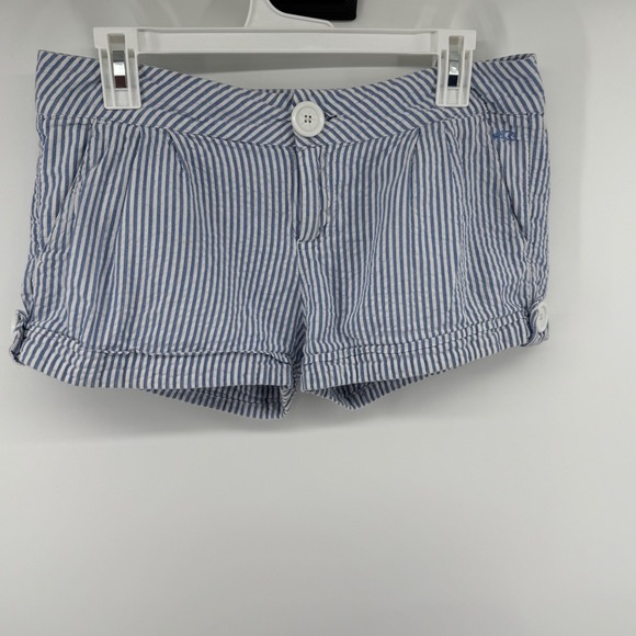 O'Neill Pants - ONeill Womens Blue White Striped Seersucker Beach Bootie Shorts Size 7 Low Rise